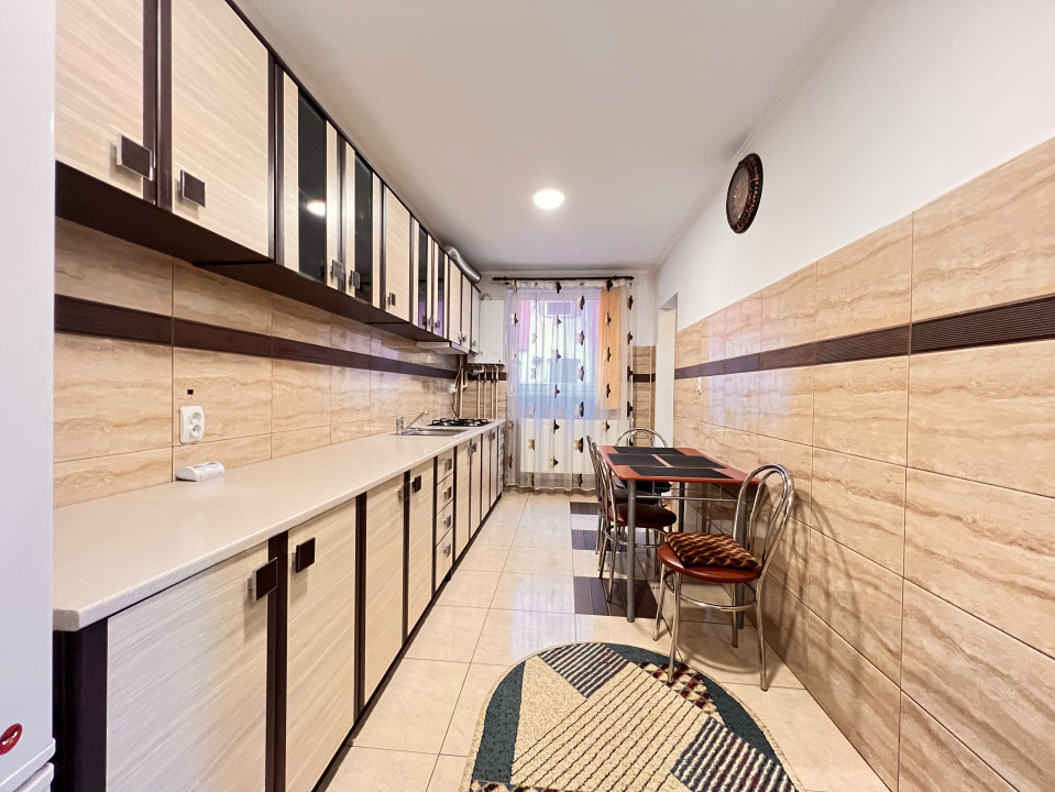 Închiriere apartament 3 camere – Tractorul, Str. Argintului, lângă Penny