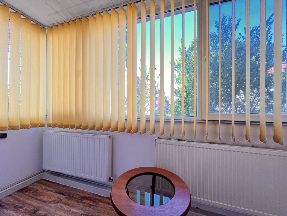 Închiriere apartament 3 camere – Tractorul, Str. Argintului, lângă Penny
