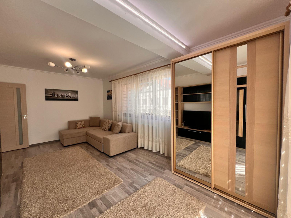Apartament 2 camere decomandate de închiriat – Coresi / Tractorul