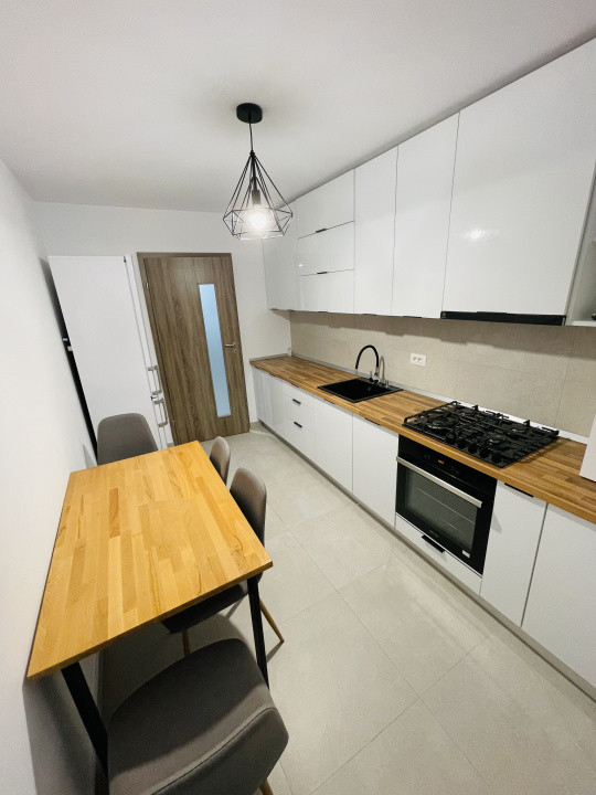 Apartament 2 camere decomandat de închiriat – Urban Coresi